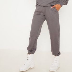BRAND NEW 90s oversized jogger